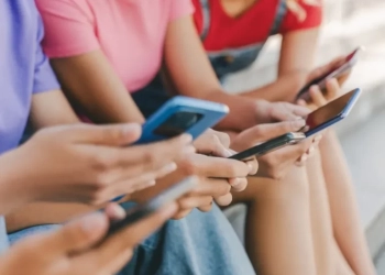 Οι αναρτήσεις fitspiration στα social media που προωθούν την υγιεινή διατροφή μπορεί να βλάπτουν τους νέους