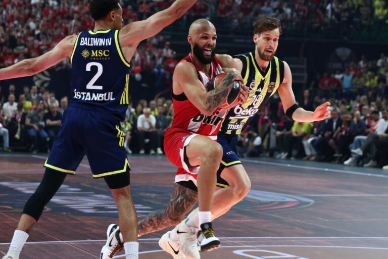 Ολυμπιακός-Φενέρμπαχτσε 79-61: Στον τελικό της Euroleague οι «ερυθρόλευκοι»