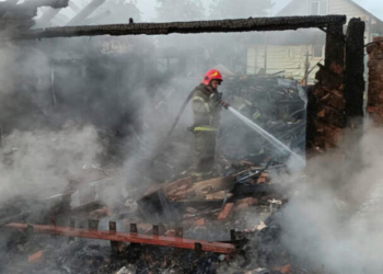 Ουκρανία: 2 νεκροί, 17 τραυματίες σε ρωσικό πυραυλικό πλήγμα στην πόλη Πρίλουκι