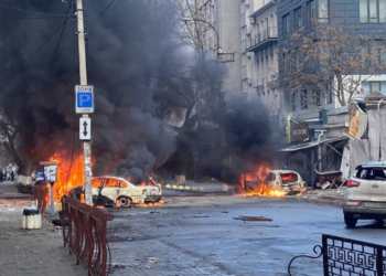 Ουκρανία: Δύο νεκροί σε ρωσική επίθεση στη Χερσώνα