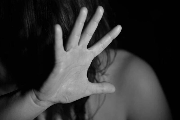 Παλαιόχωρα: 36χρονη Γαλλίδα κατήγγειλε βιασμό – Χειροπέδες σε 39χρονο