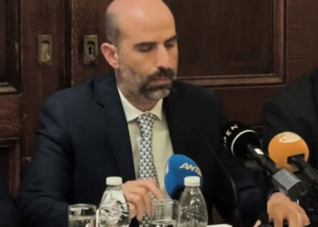 Παρέμβαση του ΔΣΑ για τις υποκλοπές: «Πρωτοφανές σκάνδαλο που υπονομεύει τη Δημοκρατία»