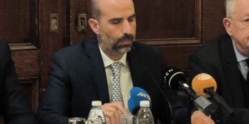 Παρέμβαση του ΔΣΑ για τις υποκλοπές: «Πρωτοφανές σκάνδαλο που υπονομεύει τη Δημοκρατία»