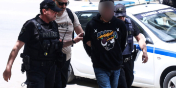 Πατροκτονία στη Θεσσαλονίκη: Ποινική δίωξη για ανθρωποκτονία στον 30χρονο - Απολογείται την Τετάρτη