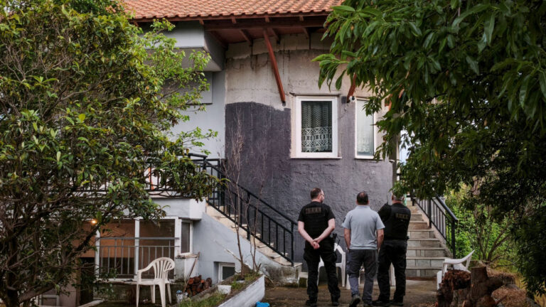 Πατροκτονία στη Θεσσαλονίκη: Στον εισαγγελέα ο 30χρονος δράστης