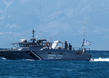 Περισυλλογή 96 αλλοδαπών από δύο λέμβους νότια των Καλών Λιμένων στην Κρήτη