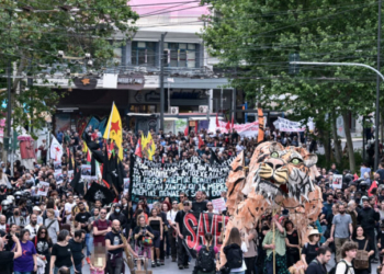 Πορεία στο κέντρο της Αθήνας για τα Προσφυγικά της Αλεξάνδρας - Δείτε βίντεο