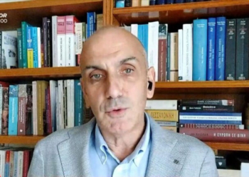 Πώς υποδέχτηκε ο Μανώλης Κωστίδης το νέο μέλος της οικογένειάς του