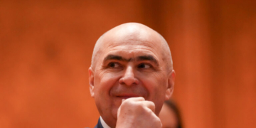 Ρουμανία: Κατέρρευσε η κυβέρνηση του Μπολοζάν ύστερα από ψηφοφορία επί προτάσεως δυσπιστίας