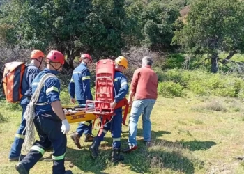 Σαμοθράκη: Επιχείρηση διάσωσης τραυματισμένης γυναίκας στο Ρέμα του Φονιά