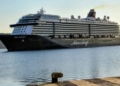 Στα Χανιά το Mein Schiff μετά τον αποκλεισμό του στα Στενά του Ορμούζ