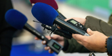 Στο Σαλβαδόρ καταγράφτηκε το 2025 η μαζικότερη φυγή δημοσιογράφων σε 30 χρόνια