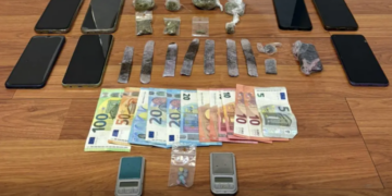 Συμμορία διακινούσε ναρκωτικά στον Λόφο Στρέφη