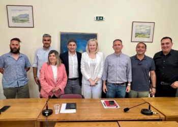 Συνάντηση Αυγενάκη με τη Διοικούσα Επιτροπή του ΤΕΕ/ΤΑΚ για αδειοδοτήσεις, περιουσιακά ζητήματα και οικισμούς