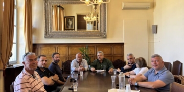 Συνάντηση Καλογερή – Μυλωνάκη για την ανάπλαση του παραλιακού μετώπου της Κισσάμου