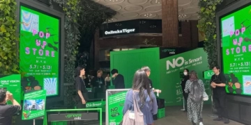 Το ελληνικό αναψυκτικό που έκανε το Τόκιο… πράσινο