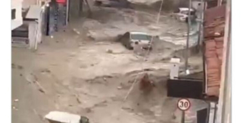 Τουρκία: Τουλάχιστον 12 τραυματίες από πλημμύρες σε περιοχές κατά μήκος ακτών της Μαύρης Θάλασσας - Δείτε βίντεο