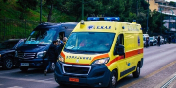 Τραγικός θάνατος στη Θεσσαλονίκη: Πεζός παρασύρθηκε από ΙΧ σε επαρχιακή οδό