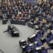Βερολίνο: Αντιδράσεις πολιτικών στην ανακοίνωση Τραμπ για απόσυρση 5.000 στρατιωτών από βάσεις σε γερμανικό έδαφος