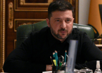 Ζελένσκι: Η Ρωσία προσπαθεί να εξαγάγει σιτηρά από την Κριμαία μέσω αμερικανικών εταιρειών