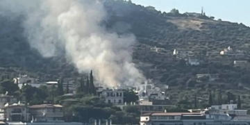 Αργολίδα: Φωτιά στο Τολό