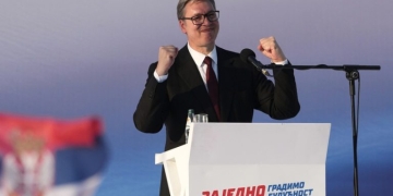Γιατί η παραίτηση του Βούτσιτς δεν ήταν «βόμβα», αλλά ελιγμός πολιτικής επιβίωσης αλά Πούτιν