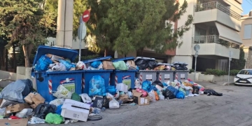 Ηράκλειο: Φραστικό επεισόδιο εις βάρος εργαζομένου στην καθαριότητα εξαιτίας… γεμάτων κάδων