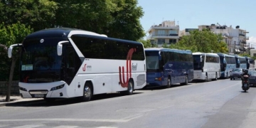 Ηράκλειο: Σιωπηλή απόσυρση για το θέμα των τουριστικών λεωφορείων;