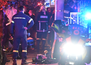 Καλλιθέα: Δραματικές στιγμές για τη μητέρα του 15χρονου που σκοτώθηκε στη συμπλοκή – Τον έψαχνε για ώρες στα νοσοκομεία