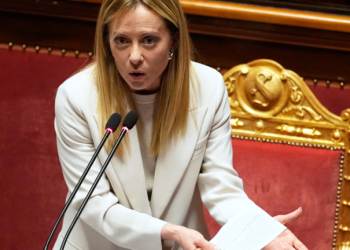 Μελόνι: Δεν έχω υιοθετήσει αντιαμερικανική στάση σήμερα, δεν ήμουν υποταγμένη χθες