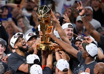 NBA: Πρωταθλητές οι New York Knicks μετά από 53 χρόνια