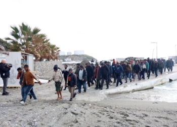 Νέα καραβιά μεταναστών νότια του Ηρακλείου – Ένα παιδί ανάμεσα στους 44 διασωθέντες