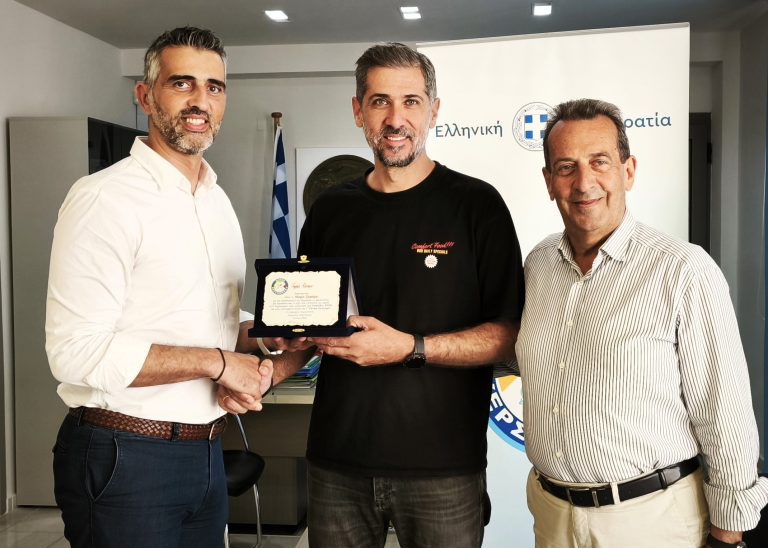 Ο Δήμαρχος Χερσονήσου τίμησε τους κυπελλούχους ΕΠΣΗ