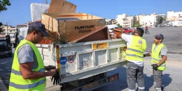Ογκώδη αντικείμενα: Καθημερινά ραντεβού σε γειτονιές του Ηρακλείου και νέα ψηφιακή εφαρμογή