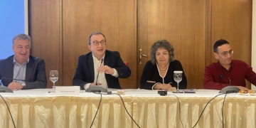 Οι «δίδυμες» συνεδριάσεις του Περιφερειακού και οι αποφάσεις του Βαγγέλη Ζάχαρη