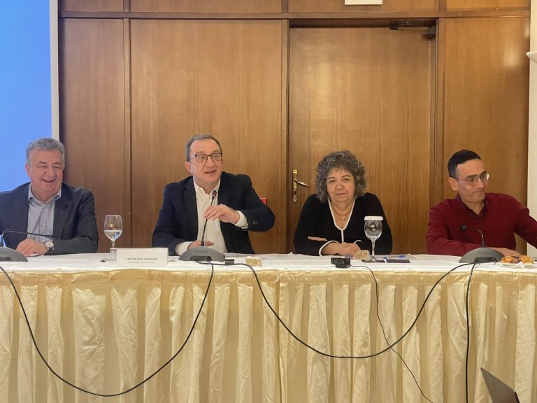 Οι «δίδυμες» συνεδριάσεις του Περιφερειακού και οι αποφάσεις του Βαγγέλη Ζάχαρη