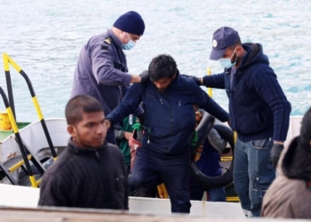 «Ποδαρικό» για τον Ιούνιο οι νέες καραβιές μεταναστών στην Κρήτη