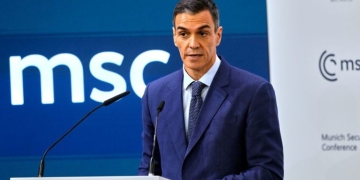Σάντσεθ: Περισσότερες από ένα εκατομμύριο οι αιτήσεις πολιτογράφησης μεταναστών