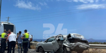 Σφοδρή σύγκρουση στον ΒΟΑΚ – Σχεδόν καταστράφηκε το αυτοκίνητο, σώος ο επιβάτης