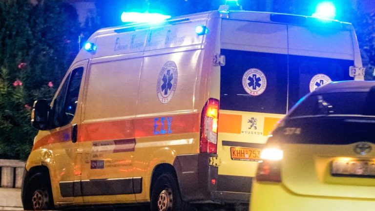 Σοβαρό τροχαίο στην Χαλκιδική: 33χρονος παρασύρθηκε από 2 οχήματα – Μεταφέρθηκε εν ζωή στο νοσοκομείο