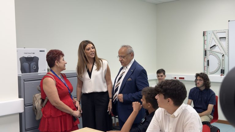 Στο Ηράκλειο η Σοφία Ζαχαράκη – Εγκαινιάζει το Κέντρο Καινοτομίας Κρήτης (Φωτογραφίες)