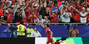 Συγκίνηση στο Μουντιάλ 2026: Ο Ζοάο Νέβες αφιέρωσε το γκολ του στον αδικοχαμένο Ντιόγκο Ζότα μπροστά στους γονείς του
