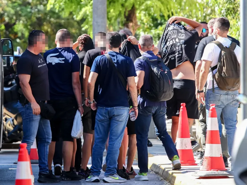 Συλληφθέντες 
