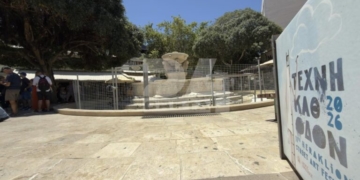 Τι απαντάει η Εφορεία Αρχαιοτήτων για τις εργασίες και τα… κάγκελα στα Λιοντάρια