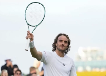 Wimbledon: Ο Τσιτσιπάς μπήκε με το δεξί στην πρεμιέρα και τώρα… Τζόκοβιτς