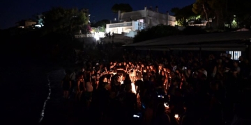 8η μαύρη επέτειος πυρκαγιάς στο Μάτι: Με αγρυπνία ξεκινούν σήμερα οι εκδηλώσεις μνήμης των θυμάτων
