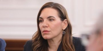 Άγιος Νικόλαος: Παρουσία της Όλγας Κεφαλογιάννη οι υπογραφές για τις νέες εγκαταστάσεις της Τουριστικής Σχολής