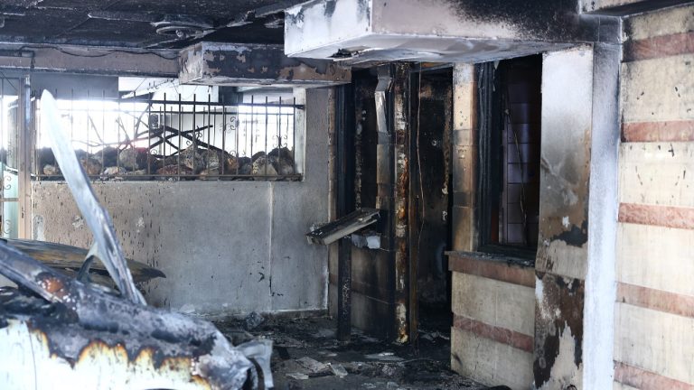 Ανά 5λεπτο οι αναφορές στην αστυνομία για τις επιθέσεις στα σπίτια στελεχών της ΝΔ - Αναλύει τα βίντεο η Αντιτρομοκρατική