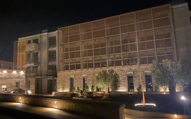 Αντίστροφη μέτρηση για το νέο κτήριο – Ποιες υπηρεσίες της περιφέρειας ήδη μεταστεγάστηκαν