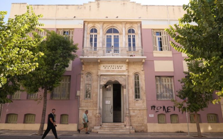 Απεσωκάρι: Ένοχος για φθορά ο κατηγορούμενος – Δεν έγινε δεκτή η σύνδεση της υπόθεσης με τη δολοφονία Δασκαλάκη